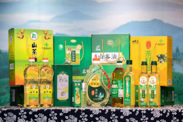 三江油茶产品。 三江油茶产品。